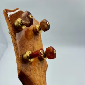 Rebel Double Creme Tenor – główka z kluczami Gotoh UPT