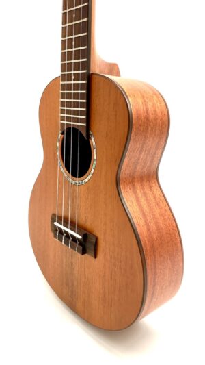 aNueNue C3E ukulele koncertowe z przetwornikiem