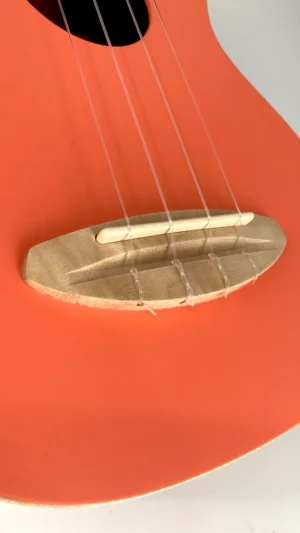 aNueNue US-10 LC różowe ukulele sopranowe