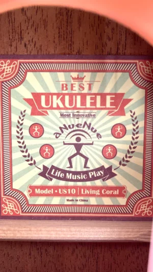 aNueNue US-10 LC różowe ukulele sopranowe