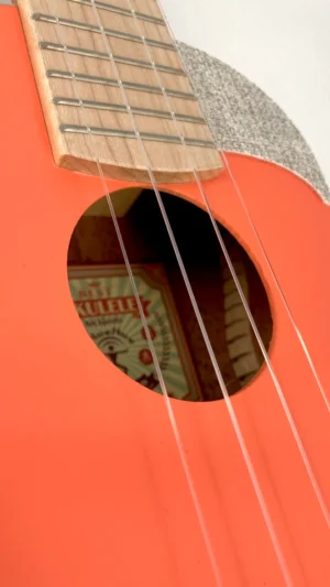 aNueNue US-10 LC różowe ukulele sopranowe