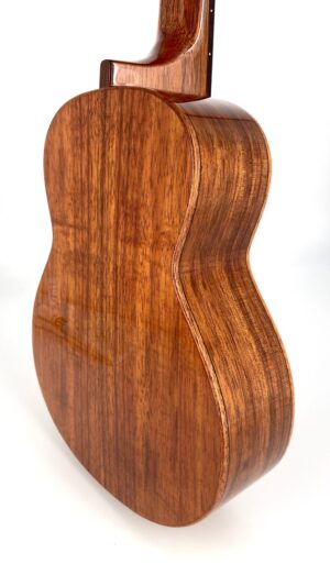 AKK2 AK14264 Back rechts aNueNue AKK2 - Hawaiian Koa - ukulele koncertowe
