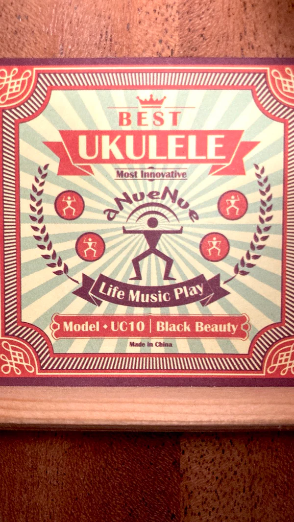aNueNue UC-10 BB czarne ukulele koncertowe