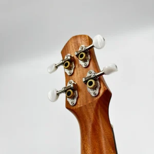AKAMA HOX SC – ukulele koncertowe klucze