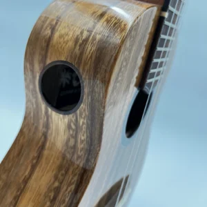 Oli L1-CA – ukulele koncertowe z litej akacji
