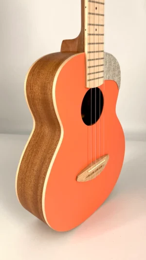aNueNue UT-10 LC Living Coral Tenor Front left