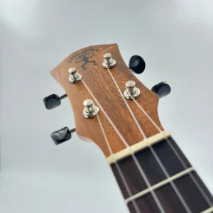 aNueNue U1 ukulele sopranowe head