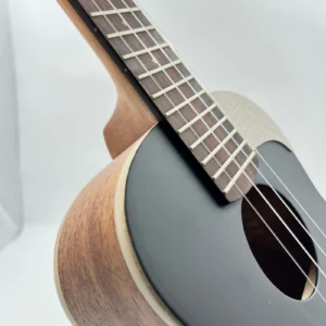 aNueNue UC-10 BB - podstrunnica pickguard