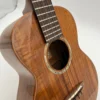 Przód ukulele aNueNue AKK3 z rozetą z abalone