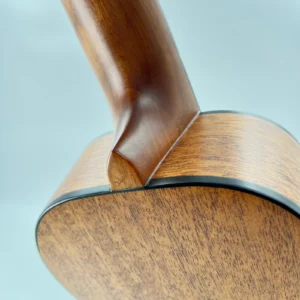 Anuenue s3 sopran mahoniowy top solid neck